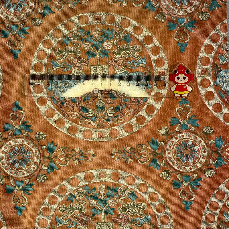 sy8149,82%silk18%metallic,145cm,33mm,yarn-dyed,jacquard fabric