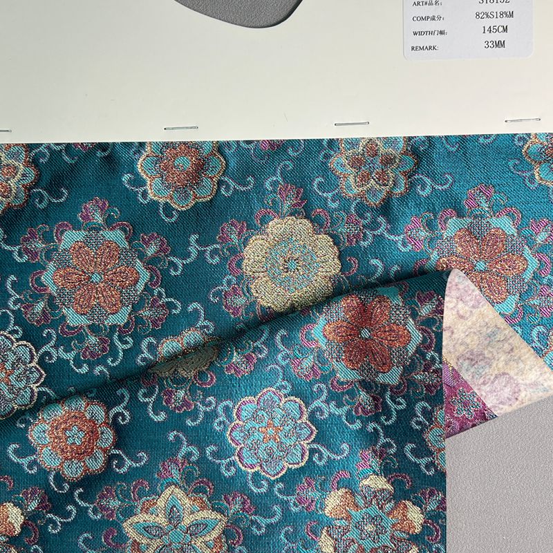 sy8152,82%silk18%metallic,145cm,33mm,yarn-dyed,jacquard fabric