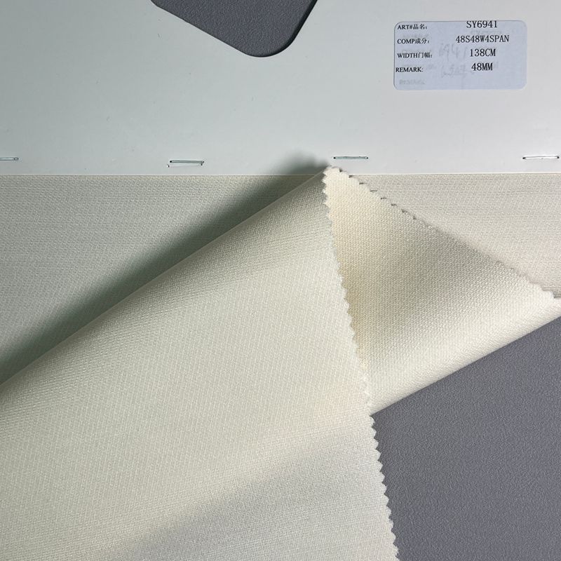 sy6941,48%silk48%wool4%span,135cm,48mm,piece-dyed