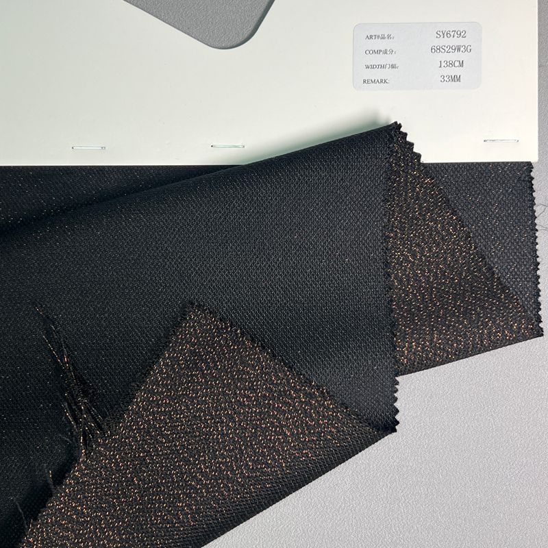 sy6792,68%silk29%wool3%metallic,138cm,33mm,piece-dyed