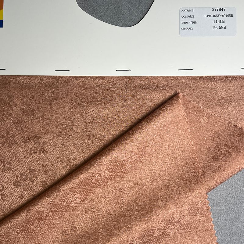 sy7847,31%silk46%viscose19%rayon4%metallic,114cm,19.5mm,jacquard,piece-dyed