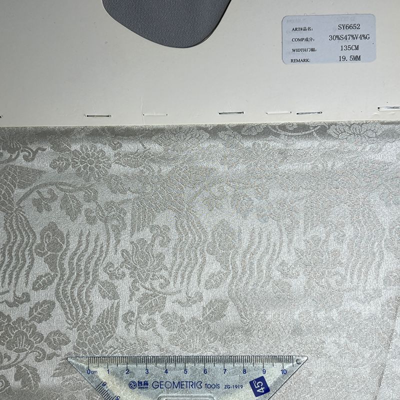 sy6652,30%silk47%viscose19%rayon4%metallic,114cm,19.5mm,jacquard,piece-dyed
