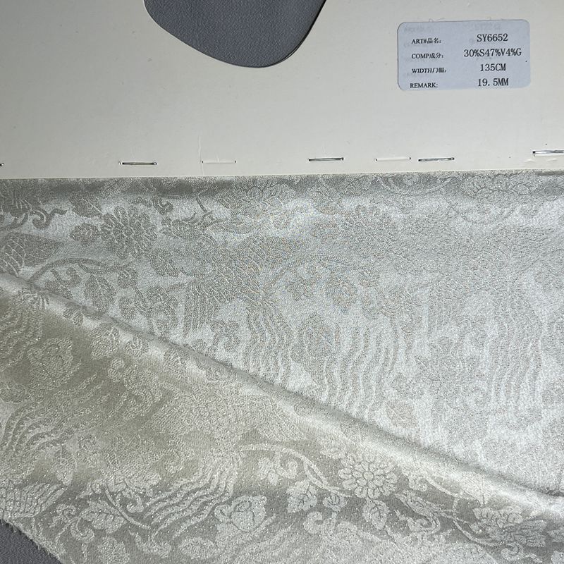 sy6652,30%silk47%viscose19%rayon4%metallic,114cm,19.5mm,jacquard,piece-dyed