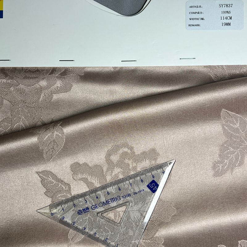 sy7837,100%silk,114cm,19mm,jacquard,piece-dyed
