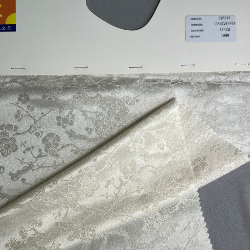 sy6612,30%silk47%viscose19%rayon4%metallic,114cm,19mm,jacquard,piece-dyed