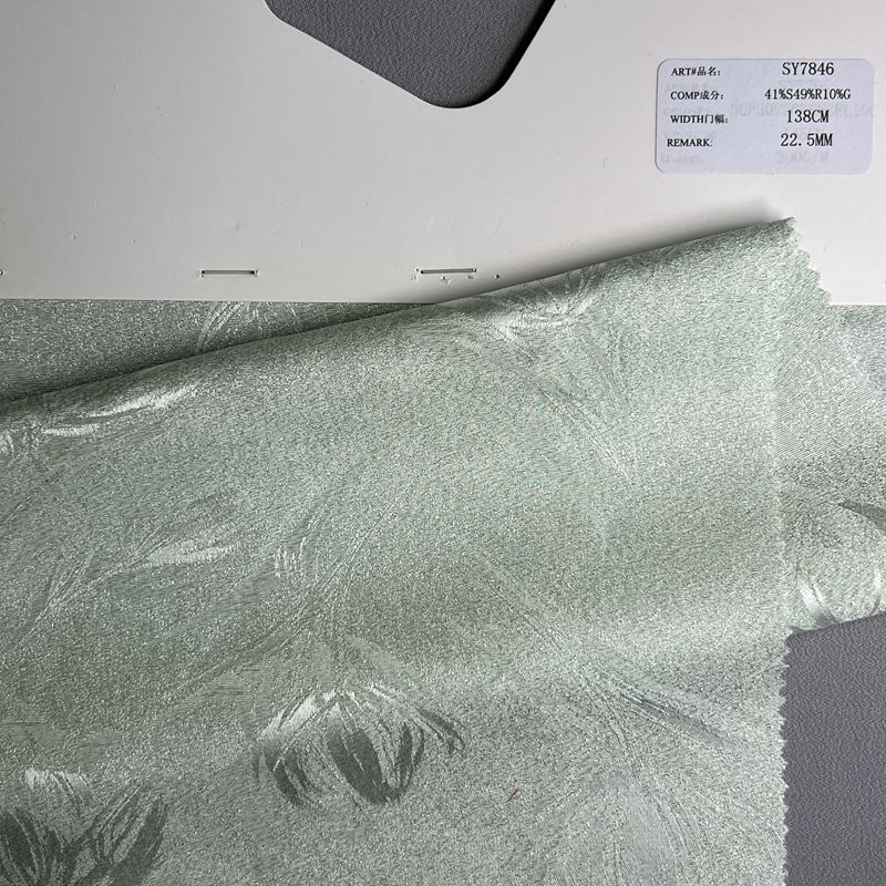 sy7846,41%silk49%rayon10%metallic,138cm,22.5mm,jarcquard,piece-dyed